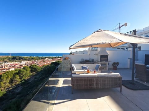 Day, Natural landscape, View (from property/room), Balcony/Terrace, Seating area, Dining area, Sea view, sunbed