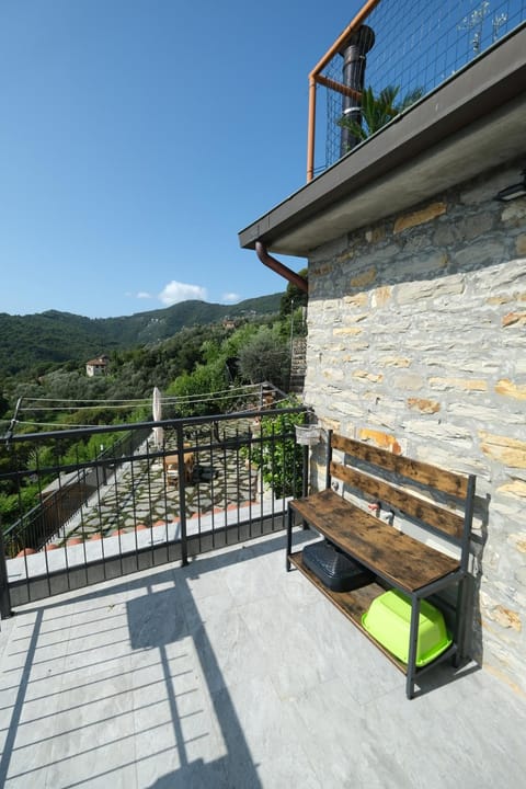 Property building, Day, View (from property/room), Balcony/Terrace