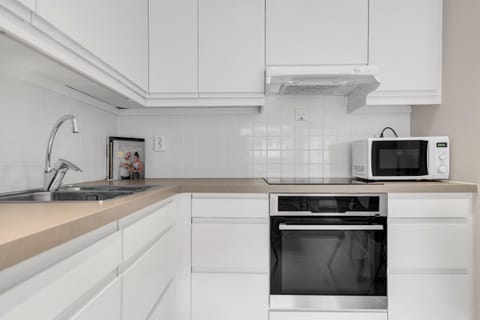 dishwasher, microwave, stove, kitchen