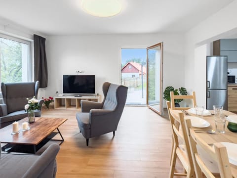 TV and multimedia, Living room, Dining area