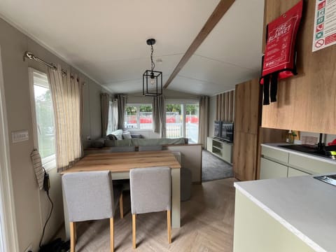 The Orchards modern caravan Apartment in Tendring District