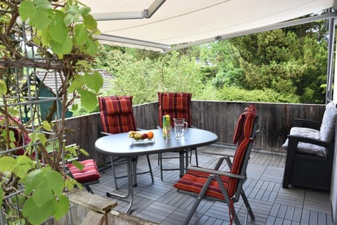 Patio, Garden view