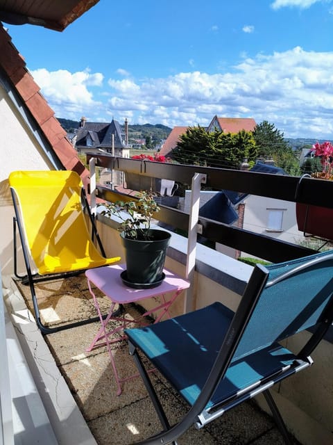 View (from property/room), Balcony/Terrace