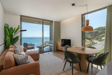 TV and multimedia, Balcony/Terrace, Living room, Seating area, Sea view