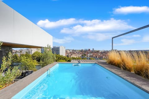 City view, Pool view, Swimming pool