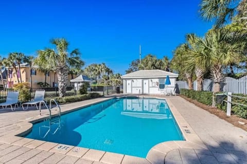 Emerald View House in Miramar Beach