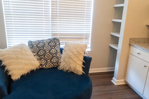 Dreamy Stay near Bridgestreet Apartment in Huntsville