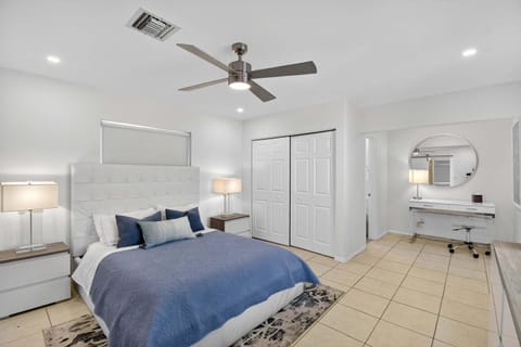 Victoria Park's Secret Estate House in Fort Lauderdale