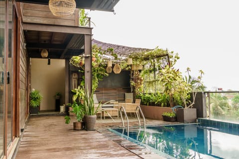 Garden, Swimming pool, Swimming pool