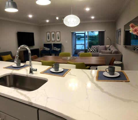 NEW Home 3 Bedrooms Water View Disney Universal House in Kissimmee