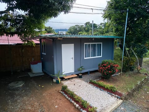 Property building, Day, Garden, Garden view