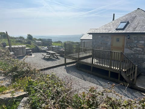 Property building, Natural landscape