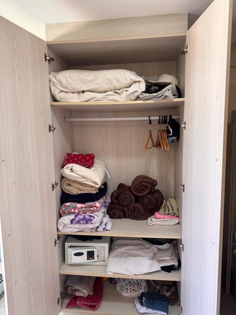 Room accommodates up to 5 complete apartment Apartment in Mangaratiba