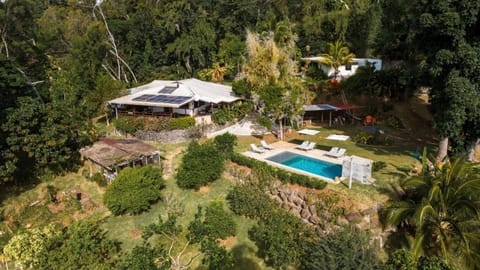 Property building, Natural landscape, Garden