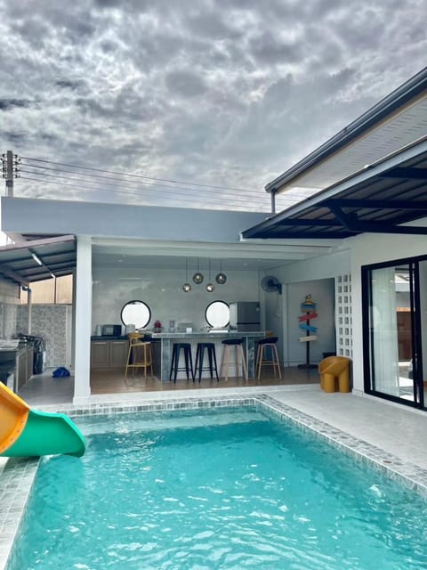 Sealivia pool villa near Aonang beach Villa in Krabi Changwat