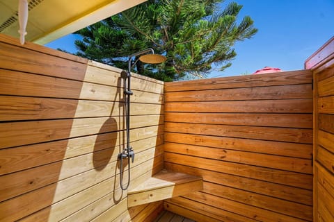 Fire Pit Tropical Oasis Steps to Beach Outdoor Seating House in Crescent Beach