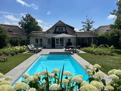 Property building, Pool view