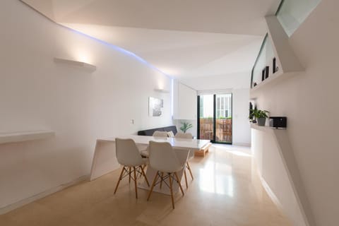 TV and multimedia, Living room, Dining area, heating, air conditioner