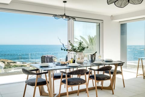 Balcony/Terrace, Seating area, Dining area, Sea view