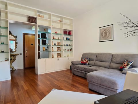 Balcony/Terrace, Living room, air conditioner