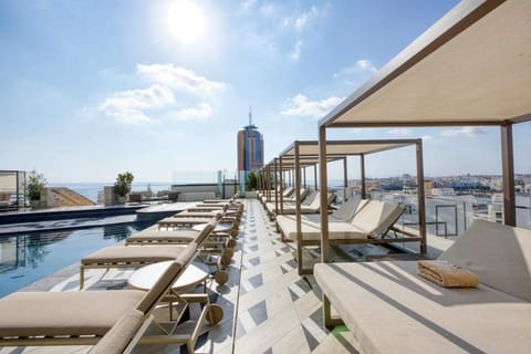 Patio, Day, Natural landscape, View (from property/room), Balcony/Terrace, Pool view, Swimming pool, sunbed