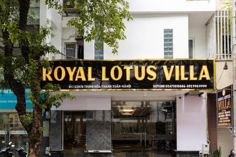 Property building, Day, Property logo or sign, Logo/Certificate/Sign, Text overlay, Street view, Certificate/Award