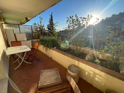 Property building, View (from property/room), Balcony/Terrace, Mountain view, Sunset