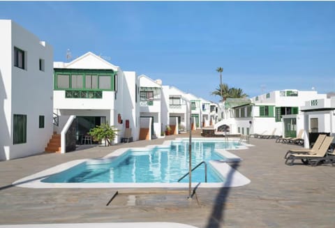 Balcony/Terrace, Swimming pool