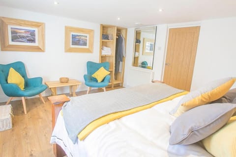 Doolittle Apartment in Porthleven