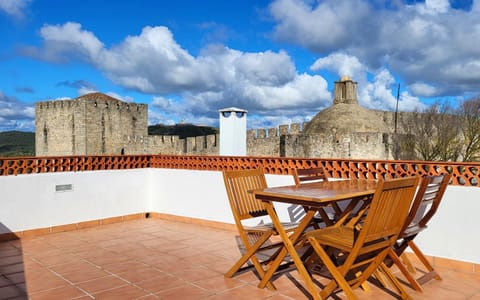Patio, Day, Natural landscape, View (from property/room), Balcony/Terrace, Dining area, Mountain view