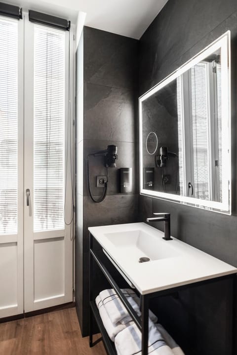 Blanq Gran vía Hotel in Valencia