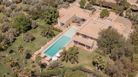 Garden, Swimming pool