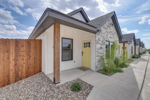 Brand-New Home 2 Mi to Shannon Med Center! House in San Angelo