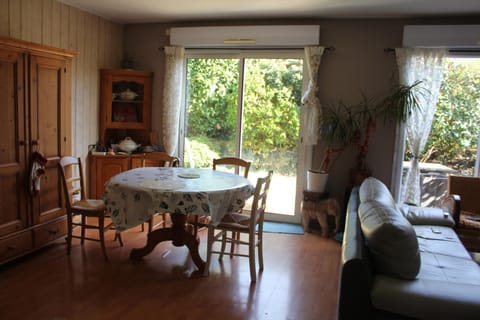 Chambre sympa Vacation rental in Brittany