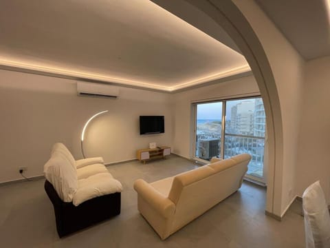 Living room, Sea view