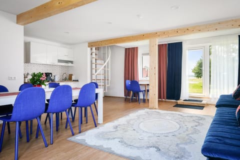 Communal lounge/ TV room, Living room, Seating area, Dining area