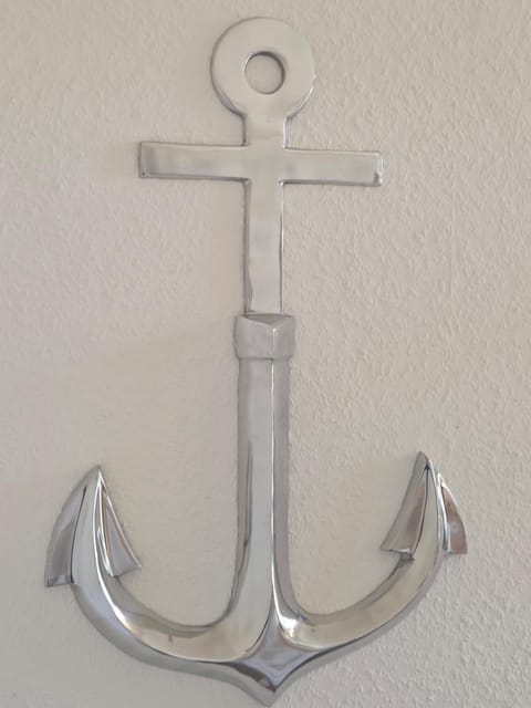 Seaside Dream White Line Apartment in Kiel