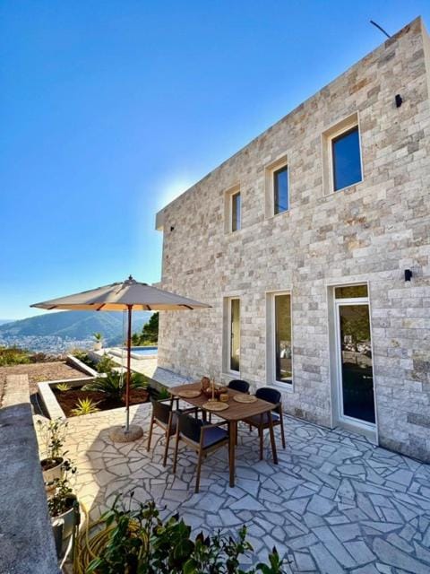 Villa Lotos Villa in Budva