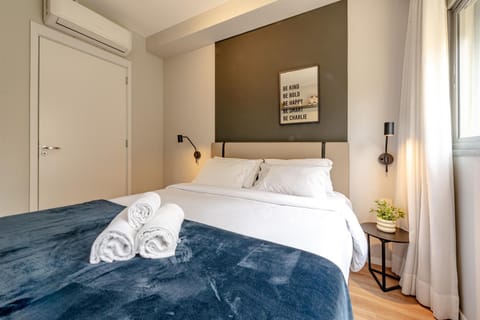 Bed, Photo of the whole room, Bedroom, wardrobe