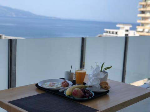 Balcony/Terrace, Sea view, Breakfast