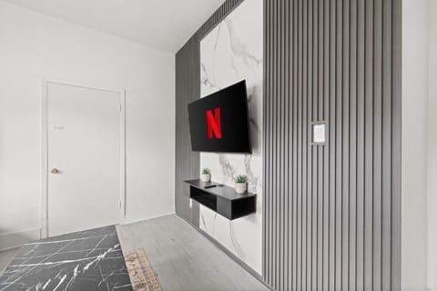 New Build Bright 2 Bdrm Unit Apartment in Windsor