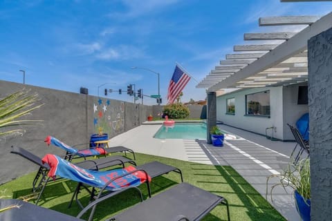 Shortstop at Sloan with Pool and Dog Friendly Near Sloan Park House in Tempe