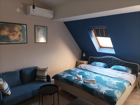 Photo of the whole room, Seating area, Bedroom, air conditioner