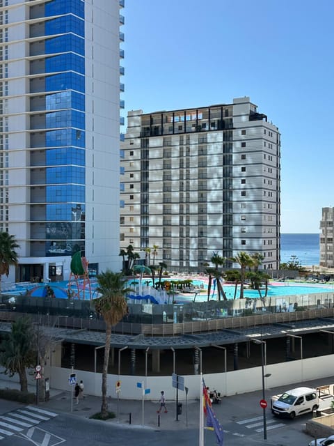City view, Pool view, Sea view, Street view