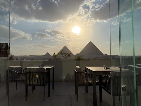 Nearby landmark, Restaurant/places to eat, Day, Landmark view, Sunrise, Sunset