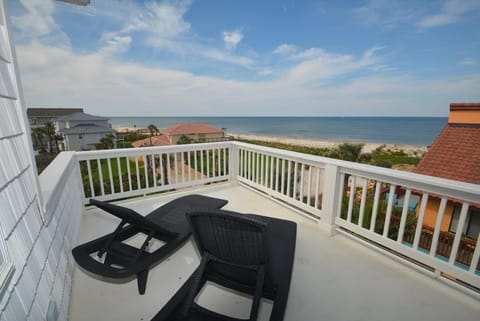 Oceanfront 4-Bed Home in Palm Coast House in Palm Coast