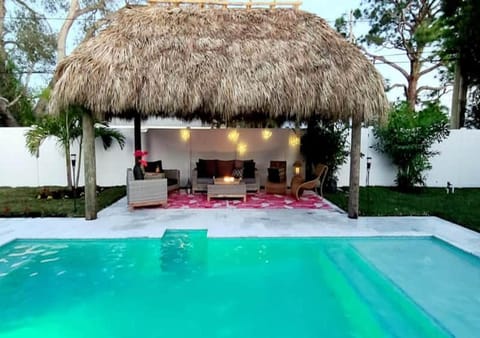 Balcony/Terrace, Swimming pool
