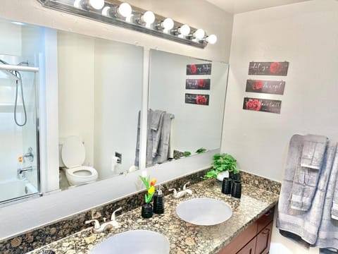 Close to everything in Lynnwood! Apartment in Lynnwood