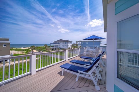 Beachfront 5BR Home with Ocean Views House in Palm Coast