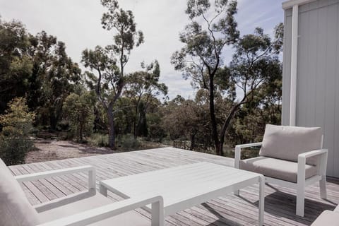 Spring Beach Rise House in Orford